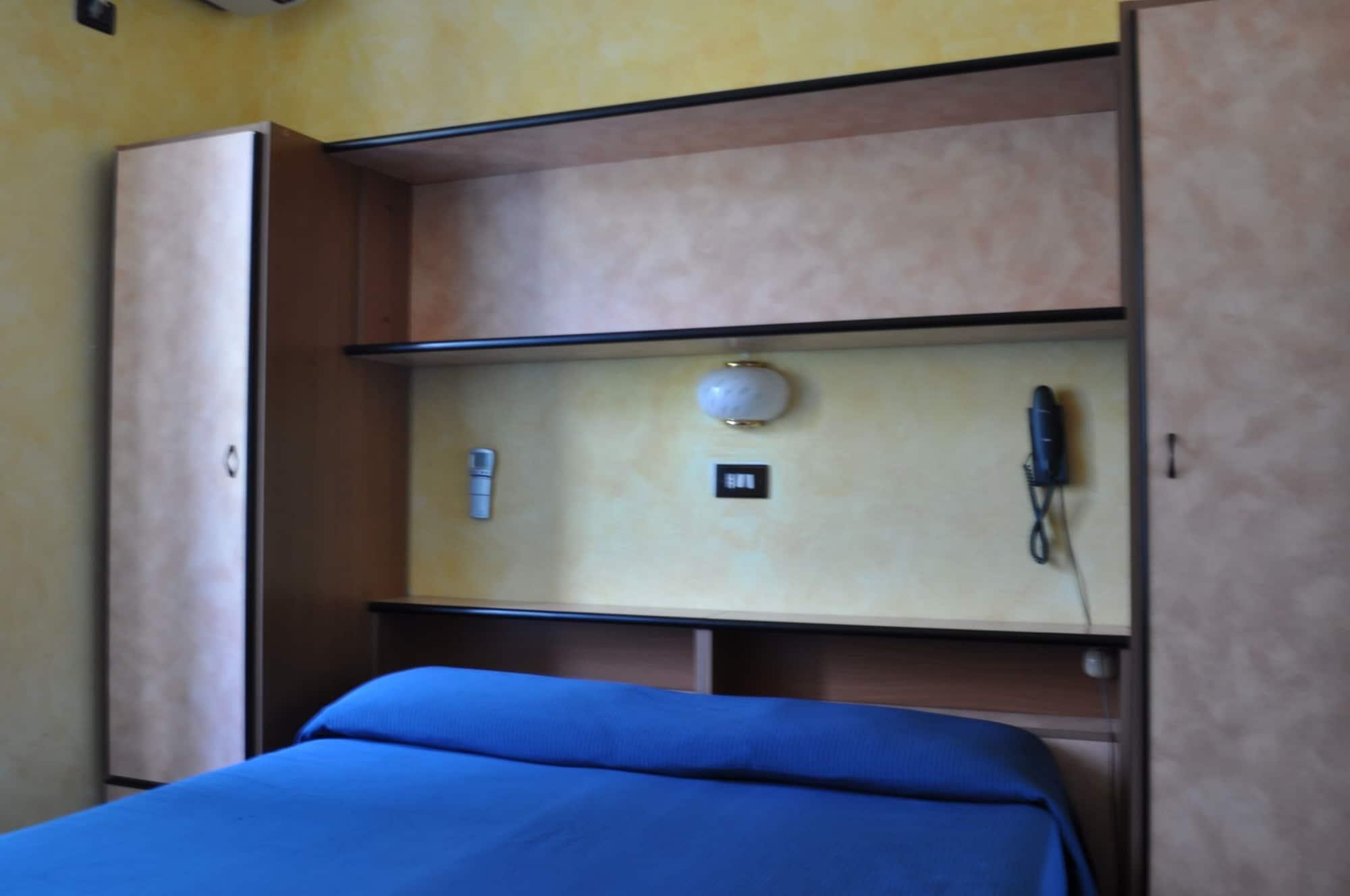 Hotel Roma Marina di Massa Extérieur photo