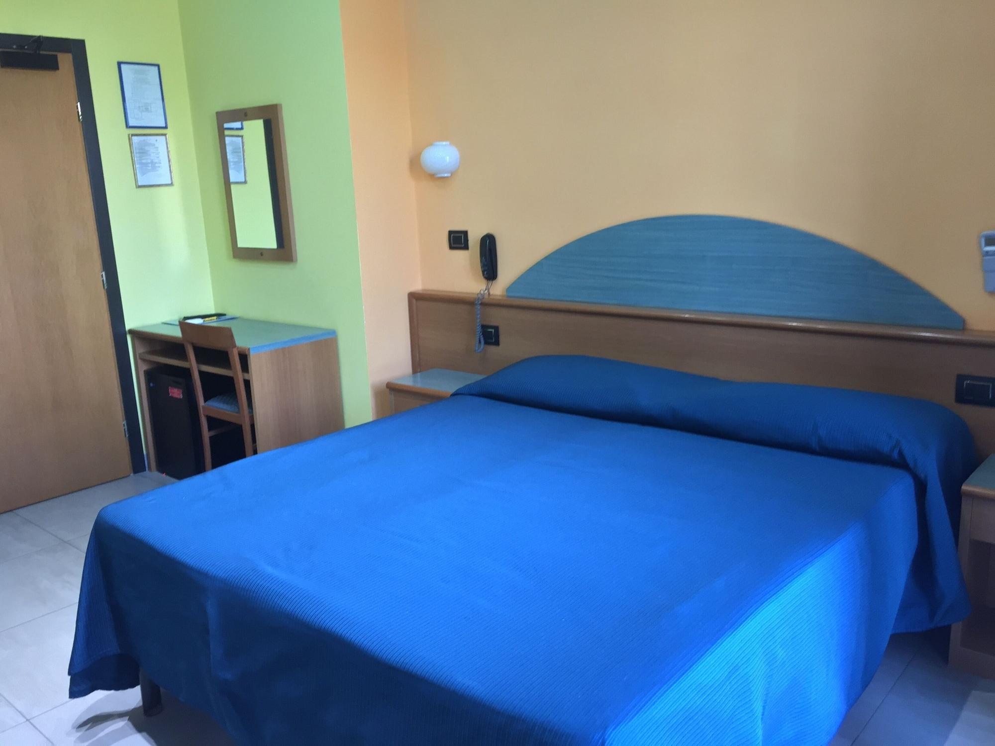 Hotel Roma Marina di Massa Extérieur photo