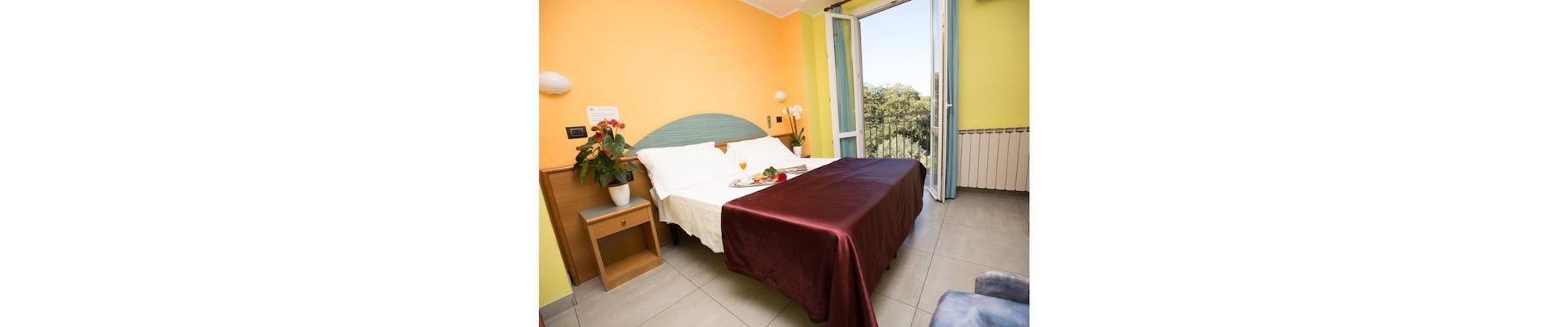 Hotel Roma Marina di Massa Extérieur photo