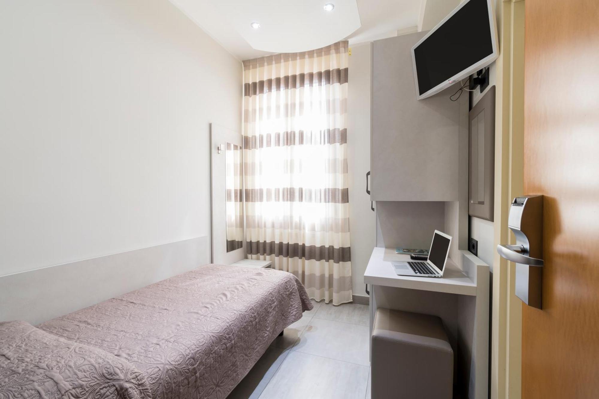 Hotel Roma Marina di Massa Extérieur photo