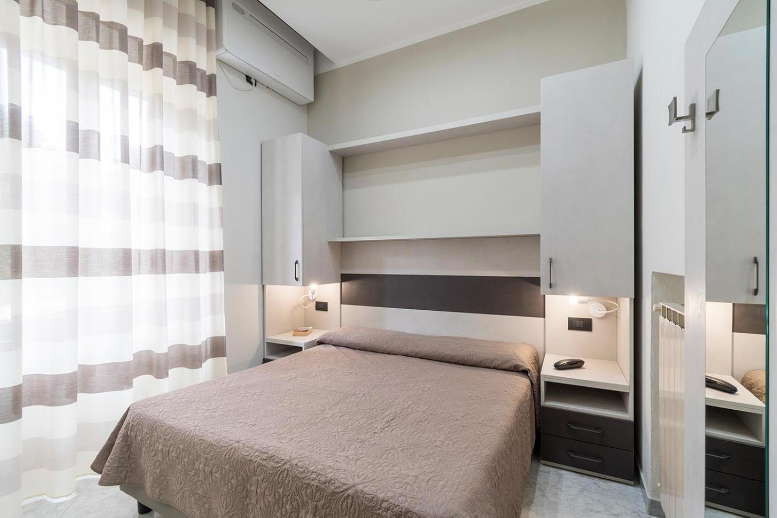 Hotel Roma Marina di Massa Extérieur photo