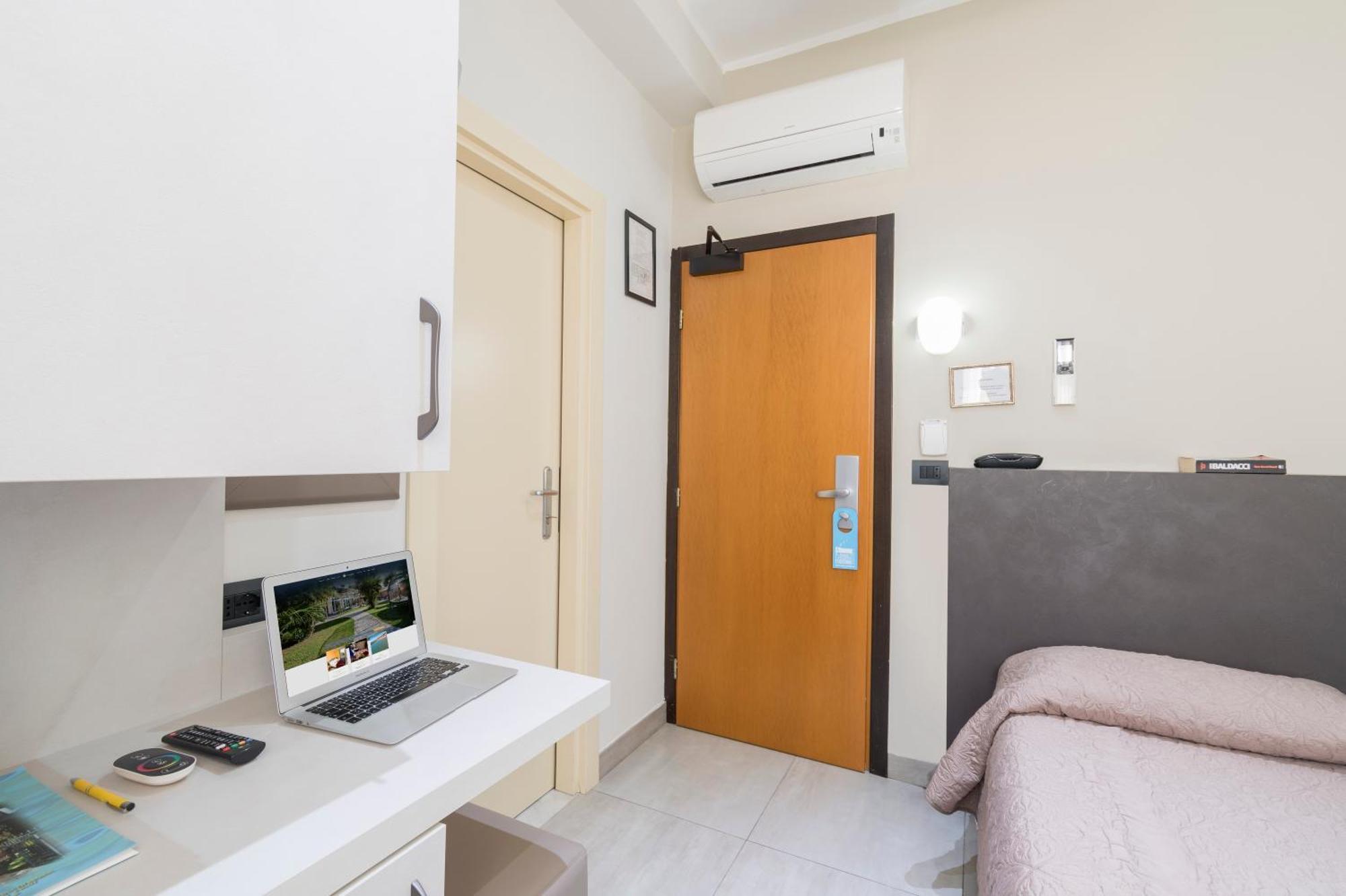 Hotel Roma Marina di Massa Extérieur photo