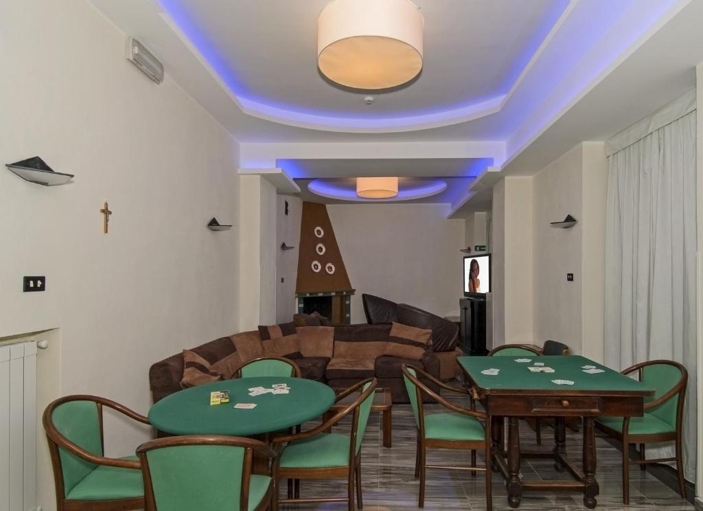 Hotel Roma Marina di Massa Extérieur photo