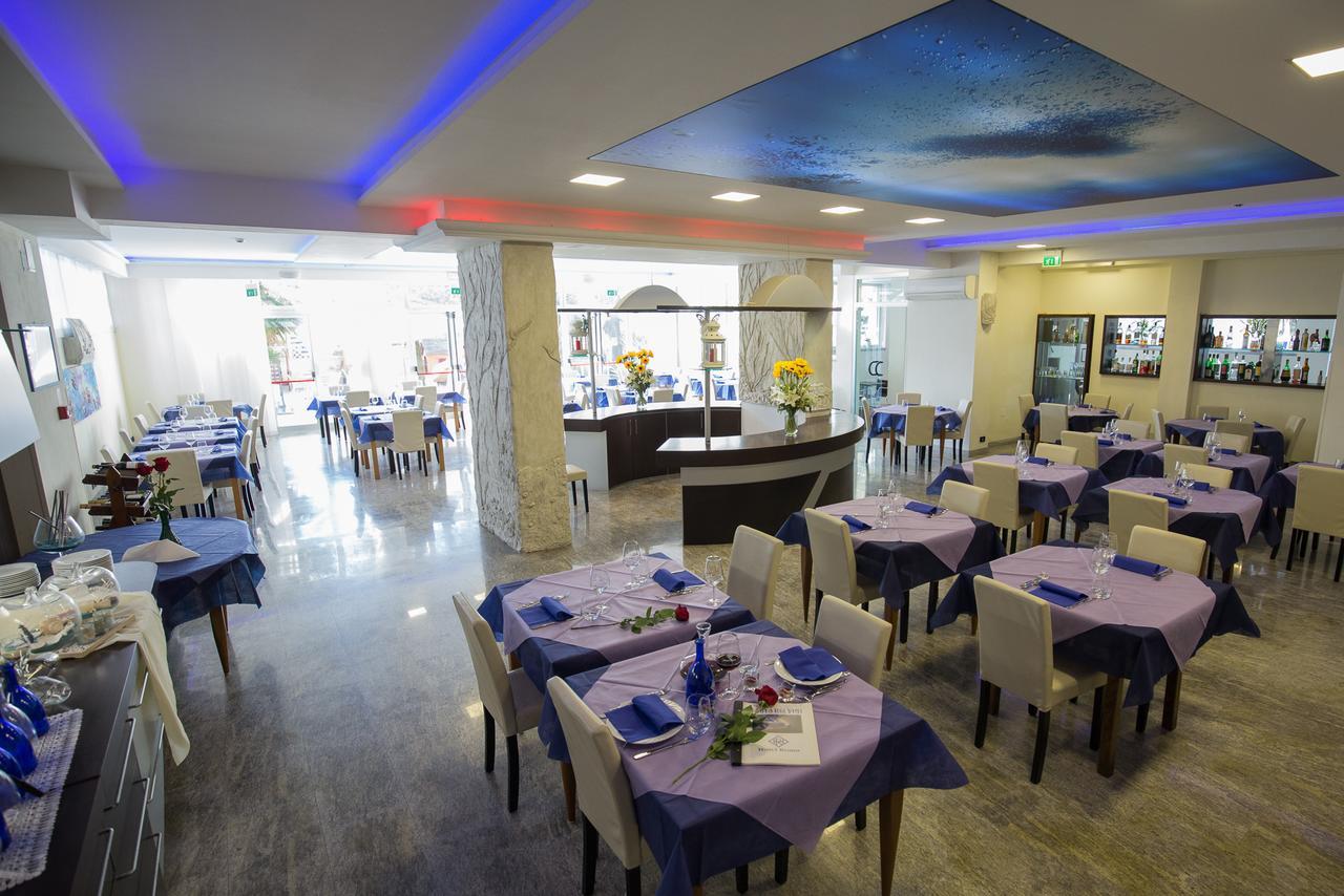 Hotel Roma Marina di Massa Extérieur photo