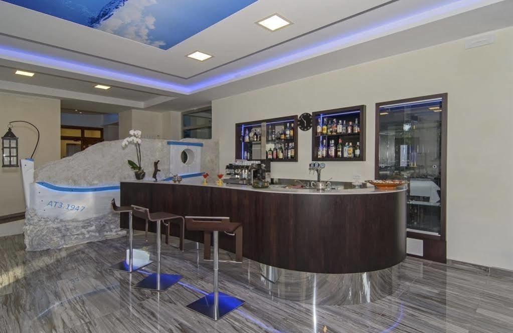 Hotel Roma Marina di Massa Extérieur photo